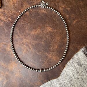 Genuine Navajo Pearl Necklace || western jewelry